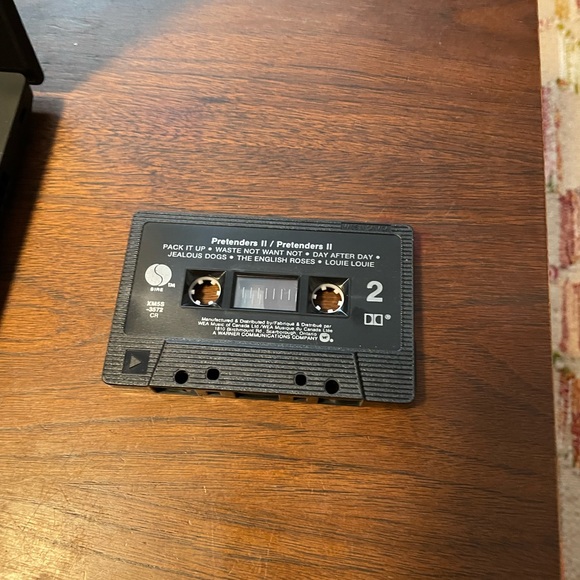 🎭 Vintage Pretenders II 1981 Real Records Sire Cassette Tape Chrissie Hynde 🎭 - Picture 6 of 6